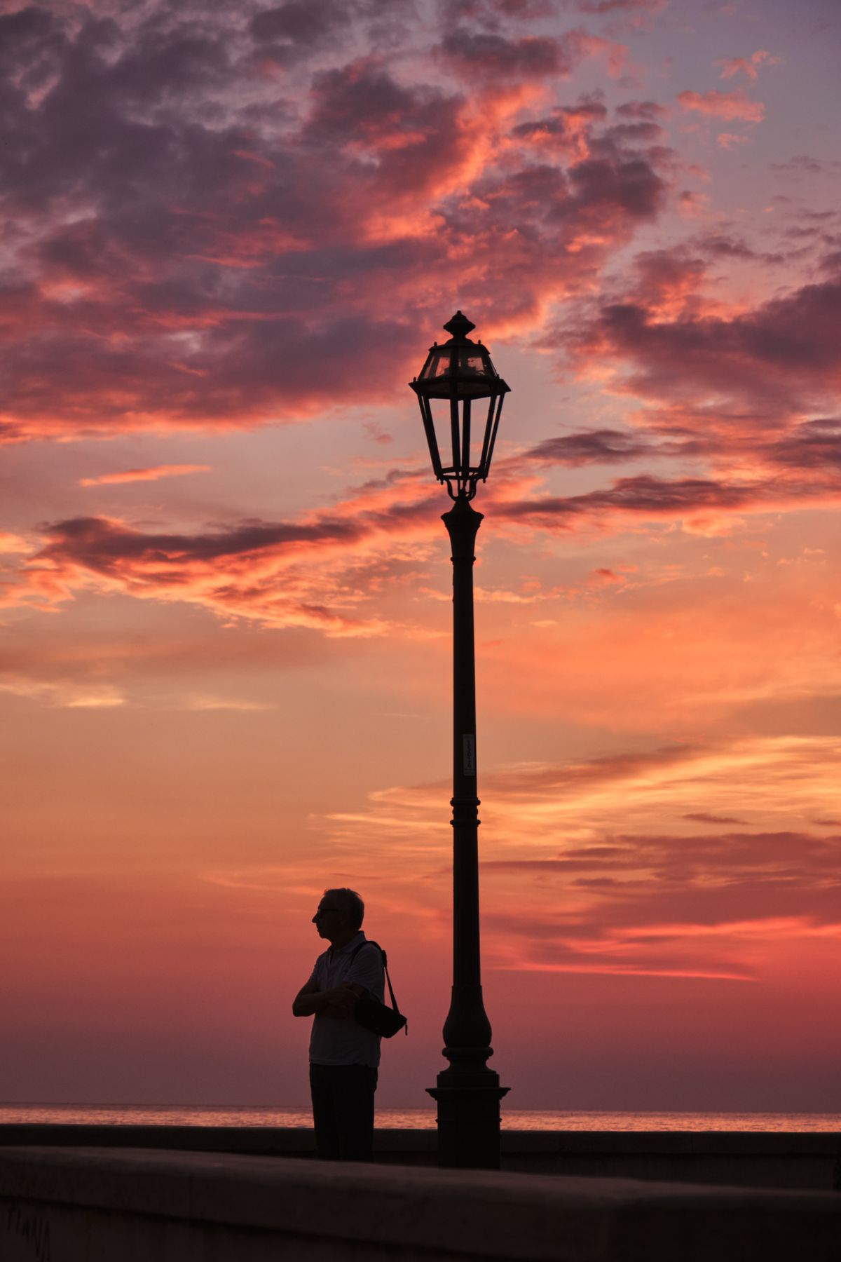 Tramonto sul lungomare di Santa Maria di Castellabate, nel Cilento