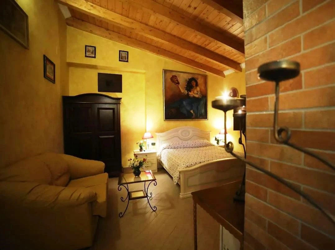 Camera fotografata 3 – 1